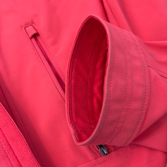 The North Face salmon pink soft shell jacket size L - Picture 4 of 13